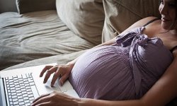 Почему одежду для беременных удобней покупать в интернет-магазинах
