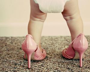 Как правильно выбрать обувь для девочек