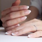 Красивый маникюр на короткие круглые ногти – оригинальные варианты, особенности коротких ногтей